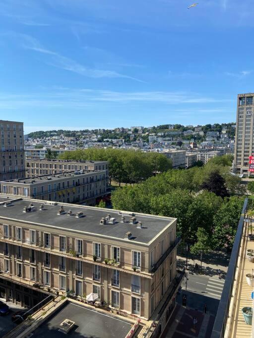 Perret Vue Sur *