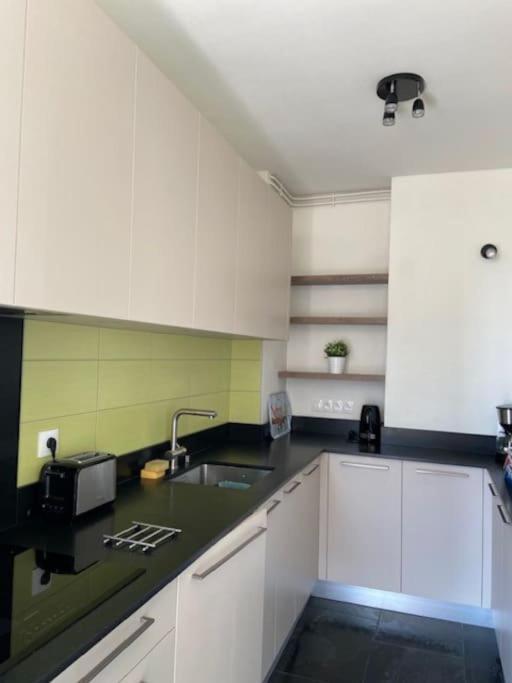 Apartment Perret Vue Sur *